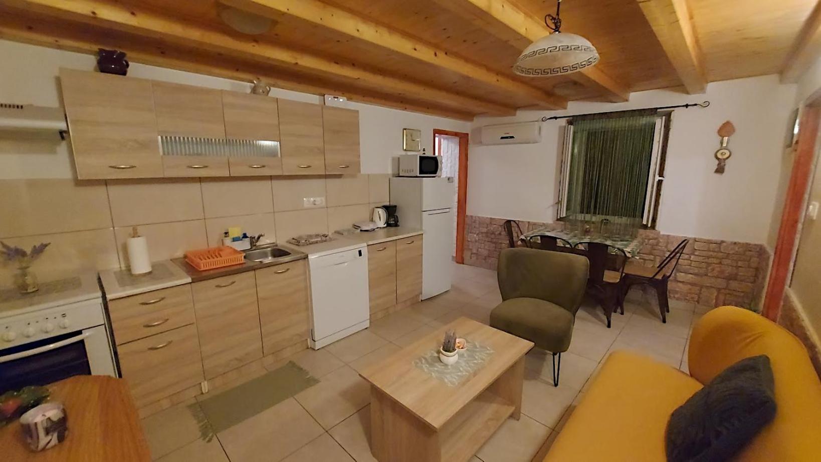 House Letizia Holiday home Premantura